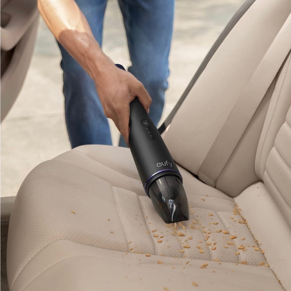 Cordless handheld vacuum
